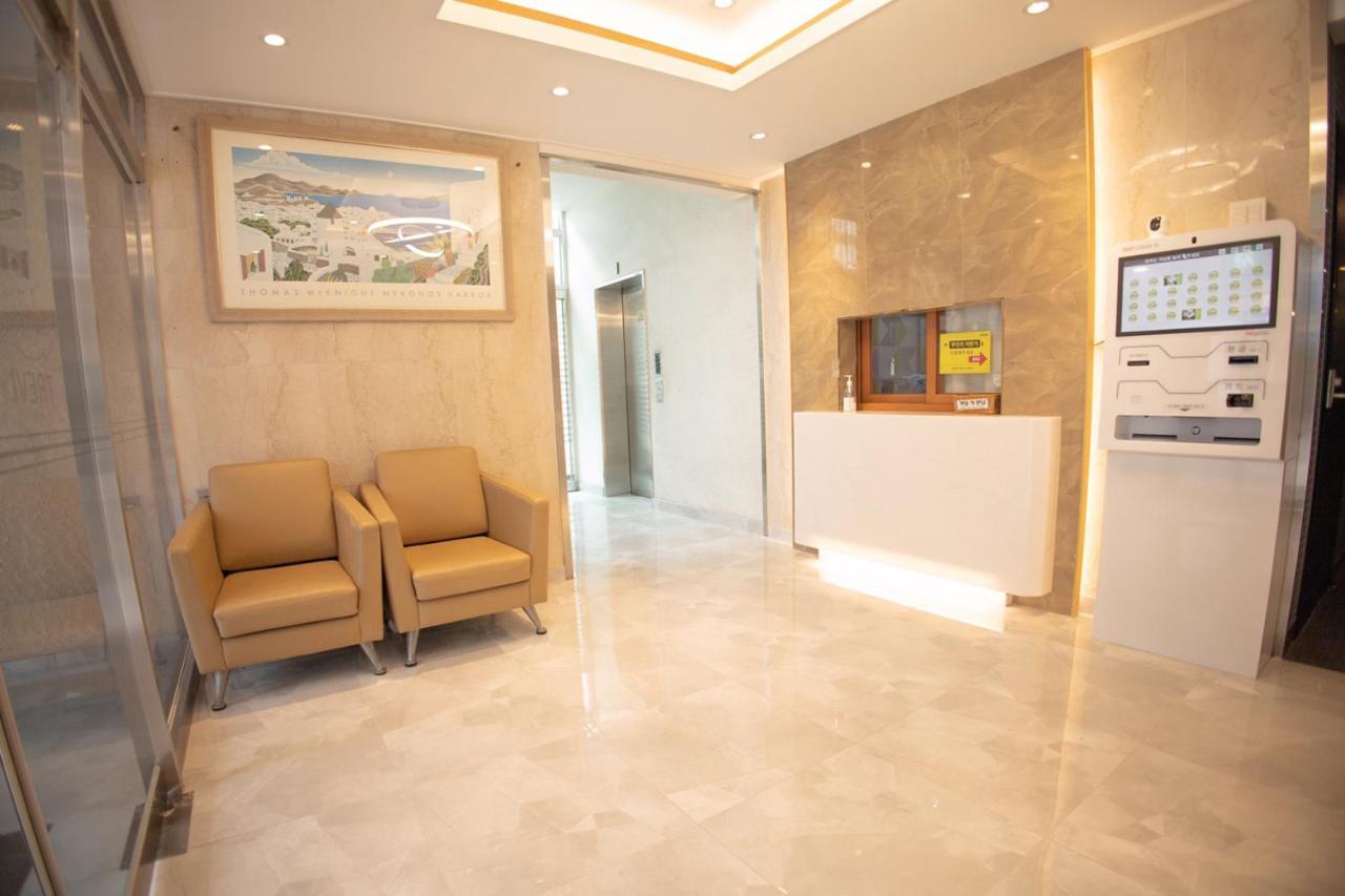 Trevi Hotel Jeju Exterior photo