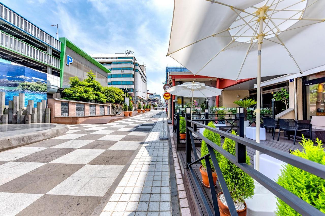 Trevi Hotel Jeju Exterior photo